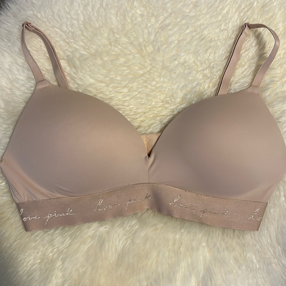 Victoria’s Secret Pink Wear Everywhere Wireless Bra 36C